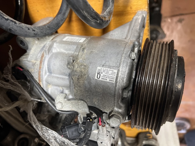 Компресор системи кондиціювання 926009UA0A NISSAN