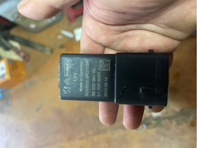 Реле свічок накалу 9803299780 PEUGEOT