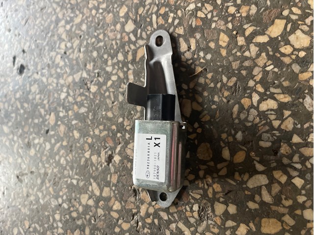 Датчик подушки безпеки 98236XA01A SUBARU