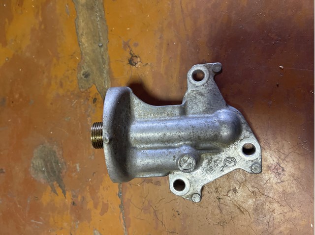 Корпус маслофільтра PE0114311 MAZDA