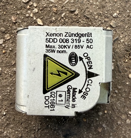 Блок розпалювання, ксенон 5DD00831950 HELLA