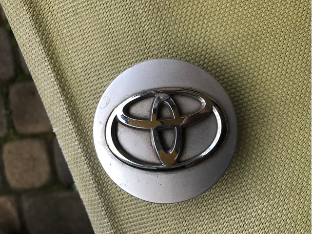 Автомобільні ковпаки 4260302200 TOYOTA