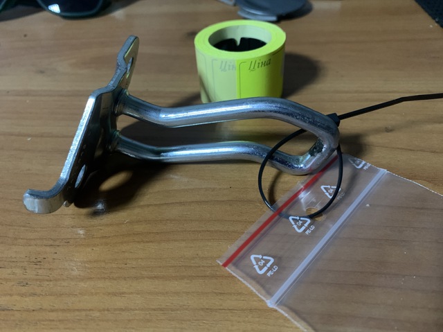 Петля замка кришки багажника 51247416448 BMW