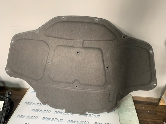 Утеплювач капота 51487352219 BMW