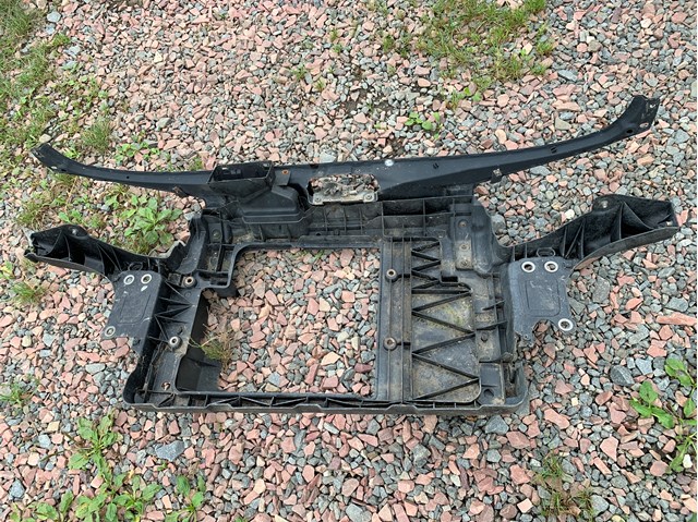 Оперення в зборі 6Y0805588 VAG
