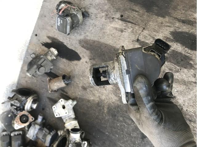 Клапан EGRсістеми рециркуляції відпрацьованих газів 00005320C5 MERCEDES