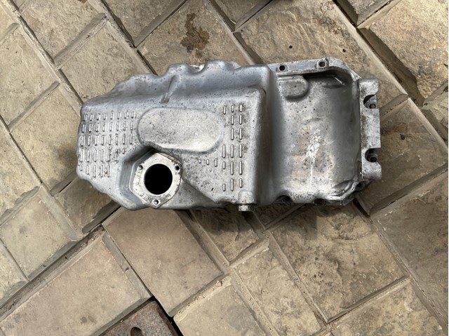Піддон масляний картера двигуна 03C103603J VAG