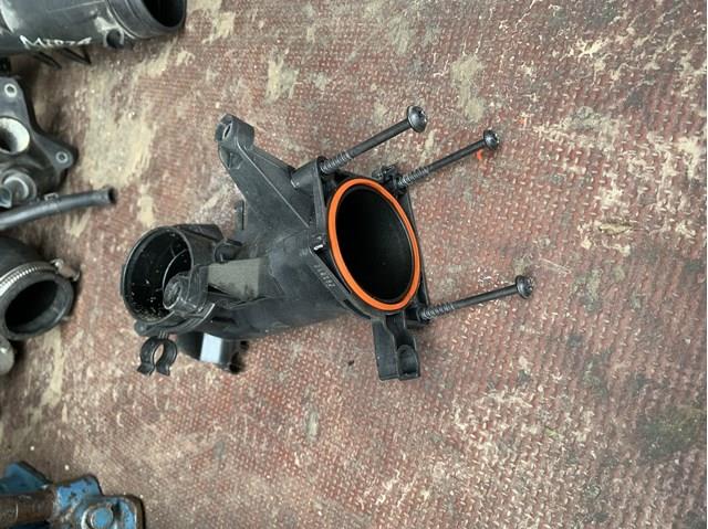 Дросільна заслінка в зборі 03C145861D VAG