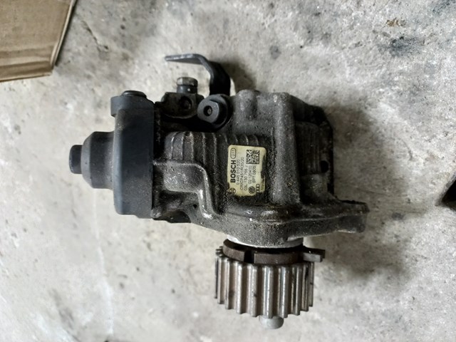 Насос паливний високого тиску (ПНВТ) - DIESEL 03L130755J BOSCH