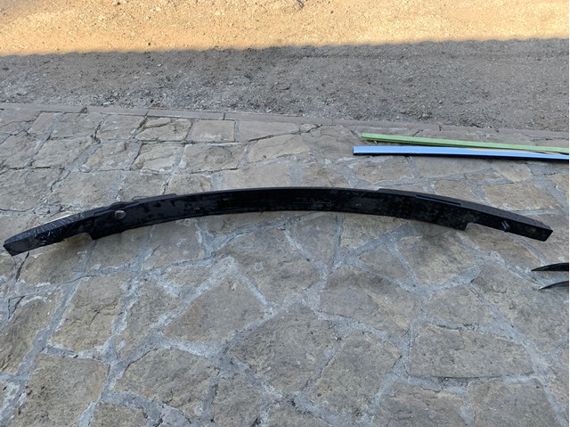 Абсорбер бампера переднього 148760500A Tesla Model