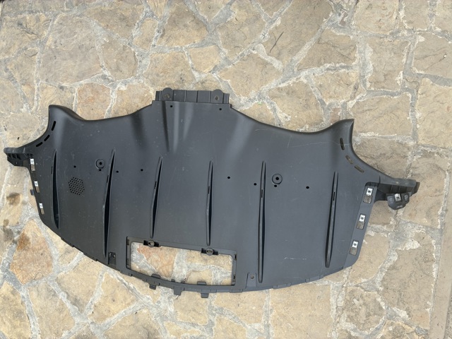 Захист заднього бампера 158258300D TESLA