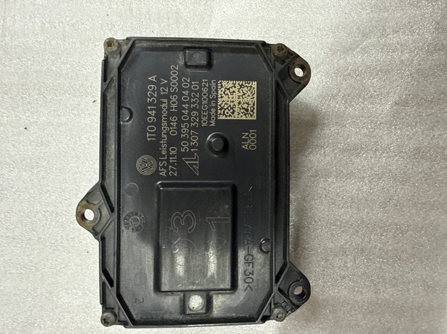 Модуль керування (ЕБУ) світлом фар 1T0941329A VAG