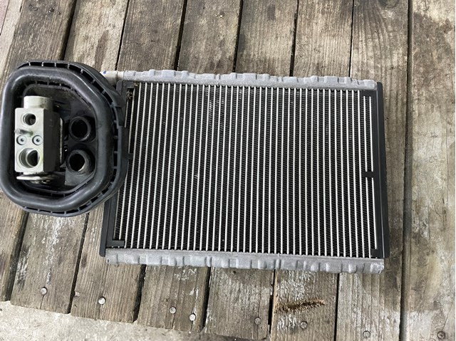 Клапан TRV, кондиціонера 2308300184 MERCEDES