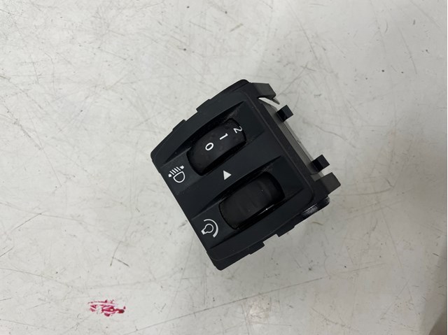 Кнопка коректора фар 251900567R RENAULT