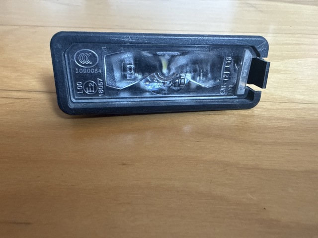 Ліхтар освітлення номерного знака 3G5943021 VAG