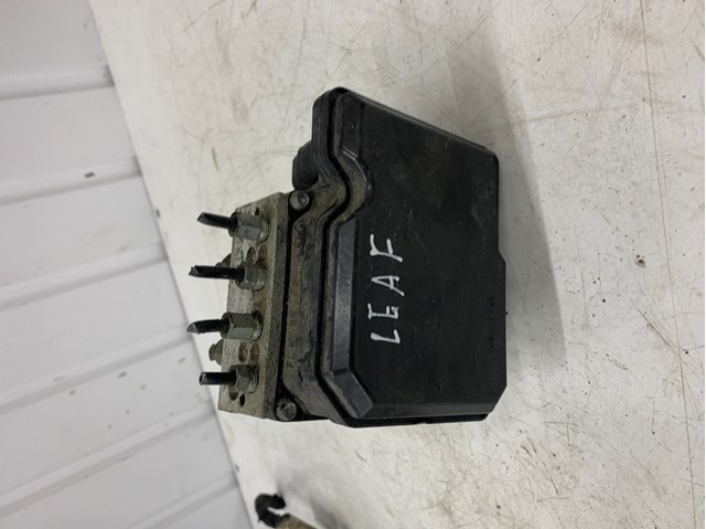 Блок керування АБС (ABS) 476603NF0A NISSAN