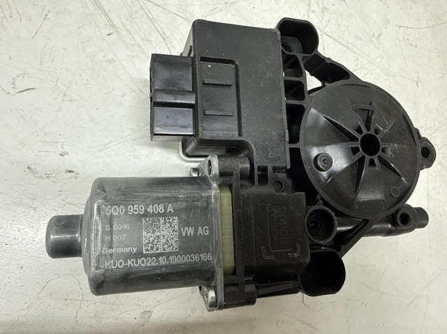 Моторчик склопідйомника двері задніх, правих 5Q0959408A VAG