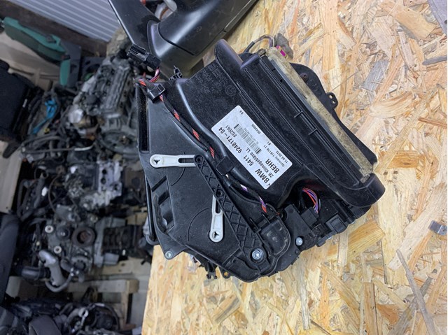 Електромотор пічки 64119248171 BMW