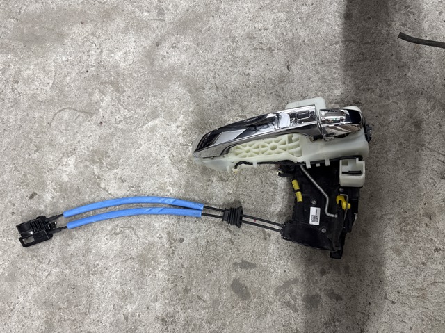 Замок дверей водія 81310K0000 HYUNDAI
