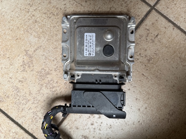 Модуль керування (ЕБУ) паливного насосу A0009002308 MERCEDES