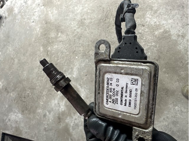 Датчик оксидів азоту NOX A0009053403 MERCEDES