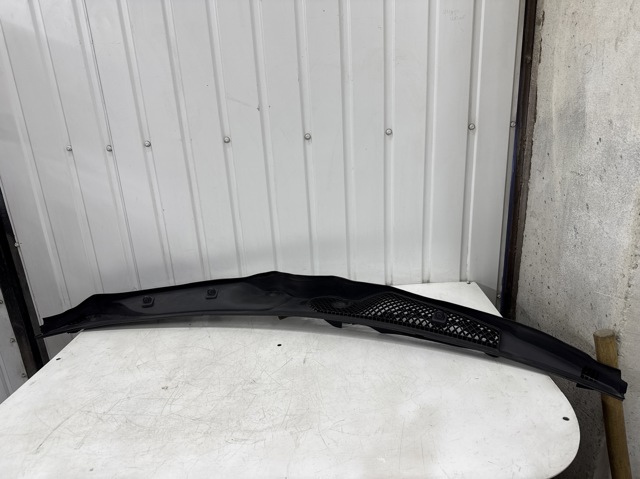 Водостік лобового скла, жабо A2128301213 MERCEDES