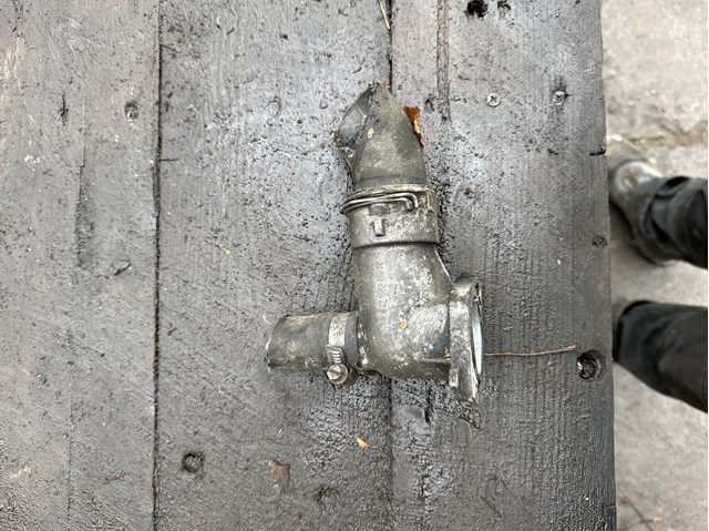 Водопровідна труба A6422000056 MERCEDES