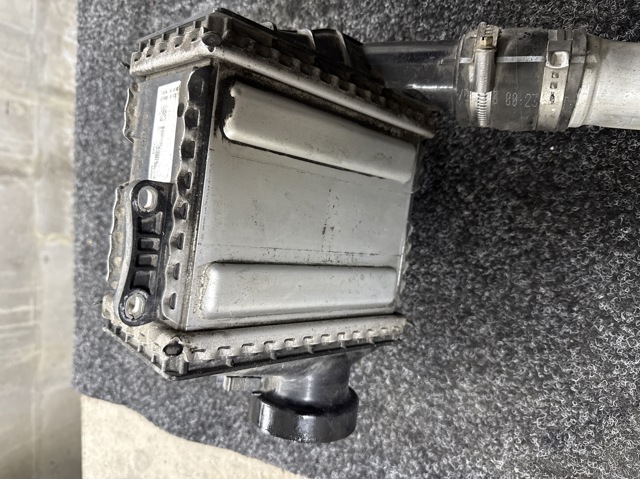 Охолоджувач наддувочного повітря A6510900314 MERCEDES