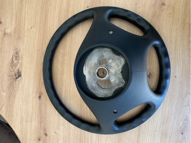 Рульове колесо A9064640201 MERCEDES