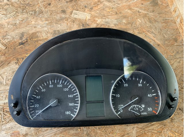 Щиток приладів додатковий A9065423301 MERCEDES