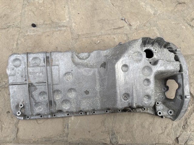 Піддон двигуна R6470140302 MERCEDES