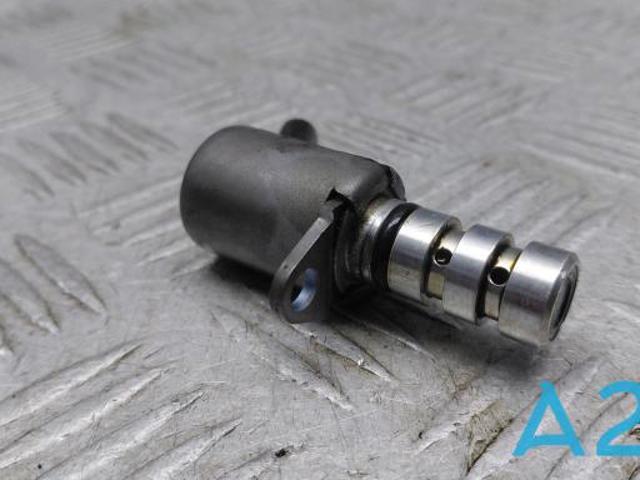 Клапан електромагнітний положення (фаз) розподільного валу 06E115243G VAG