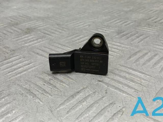 Датчик тиску наддуву (датчик нагнітання повітря в турбіну) 06E906051AB VAG