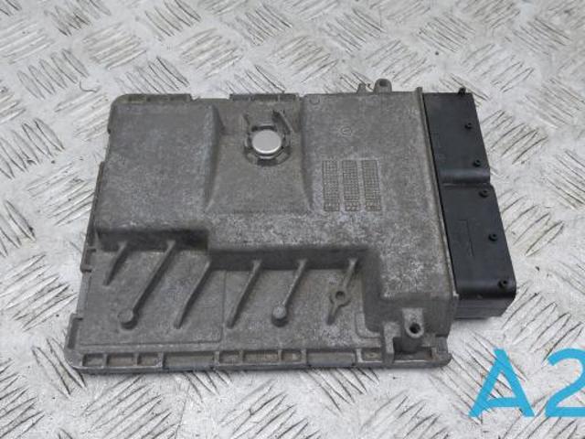 Модуль управління двигуном 06E907425 VAG