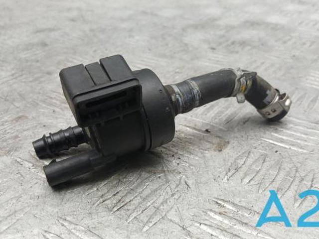Клапан парів бака 06H906517AE VAG