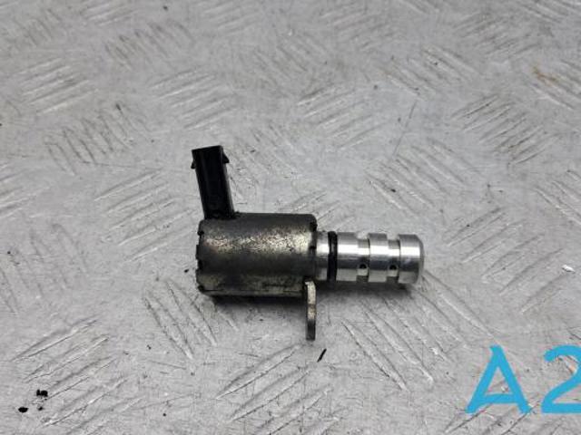 Клапан електромагнітний положення (фаз) розподільного валу 06K115243B VAG