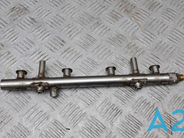 Розподільник палива 06K133317AA VAG