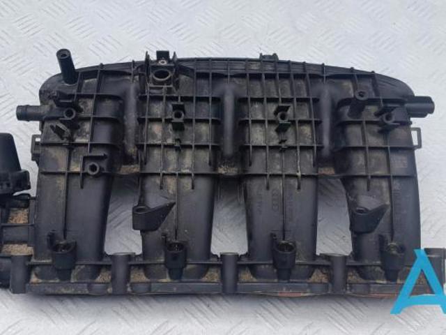 Колектор впускний 06L133201AA VAG