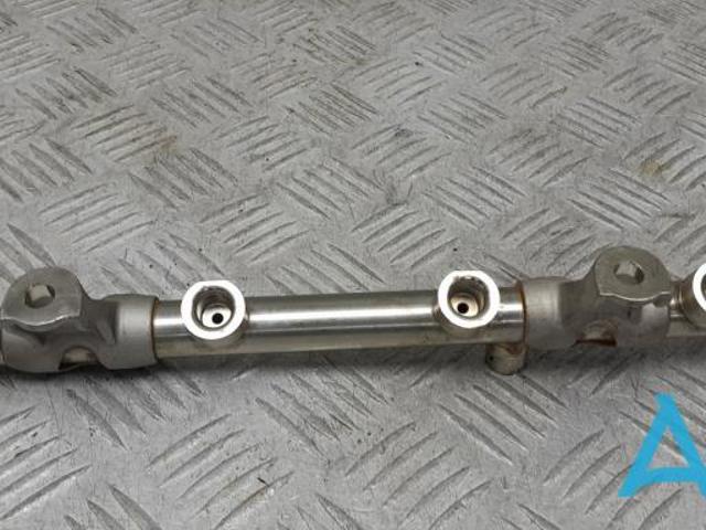 Розподільник палива 06L133317N VAG