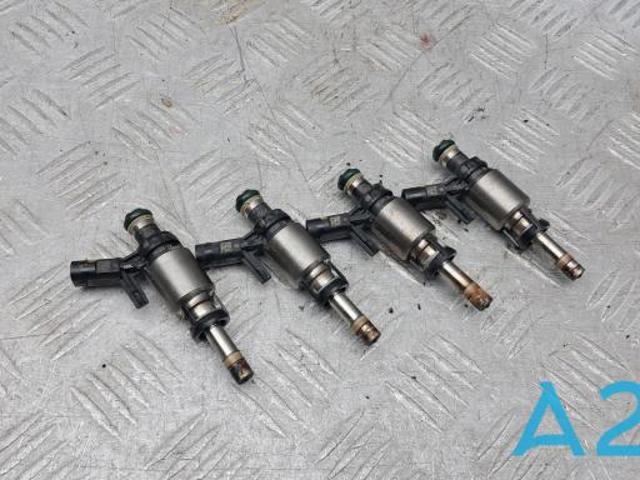 Форсунка дизельна в зборі, розпилювач + тримач 06L906036AD VAG