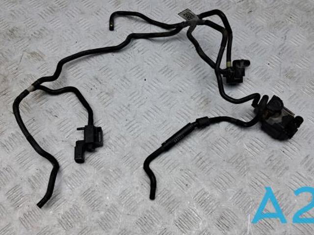Шланг (патрубок) вакуумного насоса 06M131055EK VAG