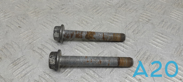 Болт переднього важеля 07119906898 BMW