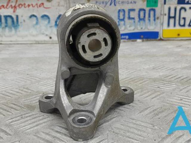 Подушка передньої опори двигуна 102759100D TESLA
