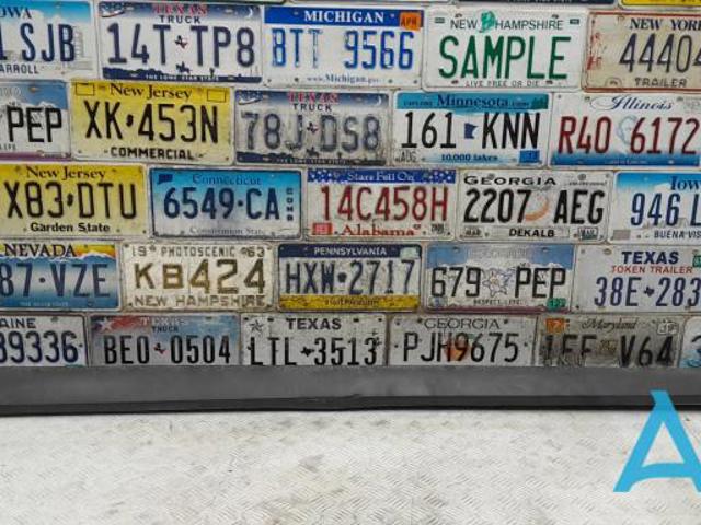 Накладка зовнішня (молдинг) порога, лівий 103421800B TESLA