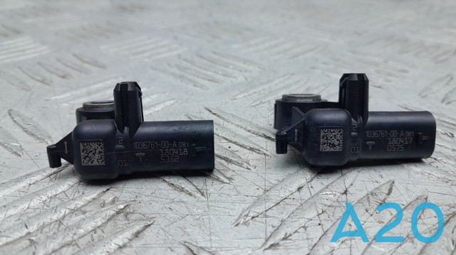 Датчик подушки безпеки 103676100A TESLA