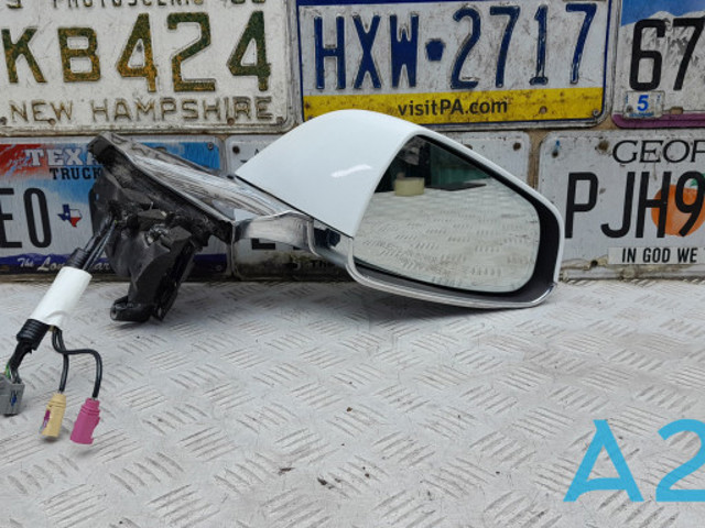 Праве бокове дзеркало 104131800A TESLA