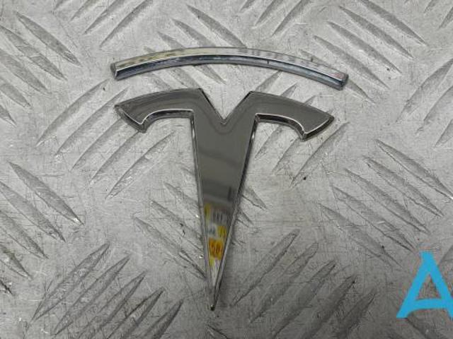 Емблема кришки багажника, фірмовий значок 104785400A TESLA