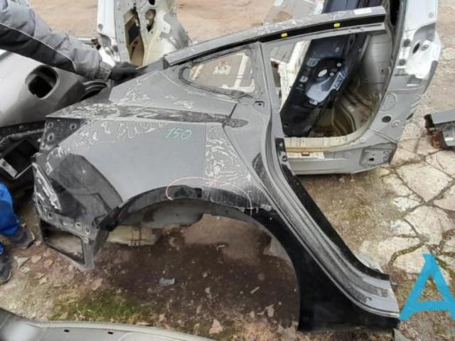 Бічна частина задні праві 1073678S0A TESLA