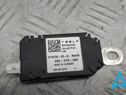 Підсилювач сигналу антени 107973500A TESLA