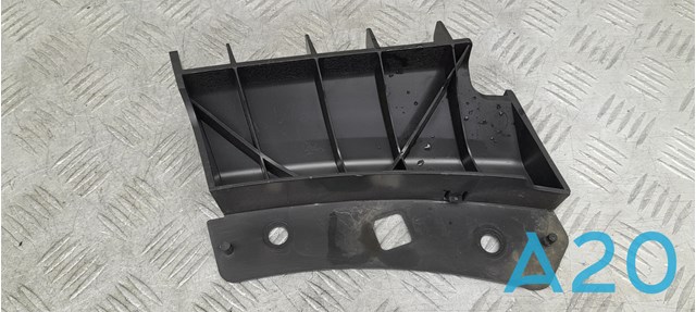 Кріплення бампера 108416900B TESLA